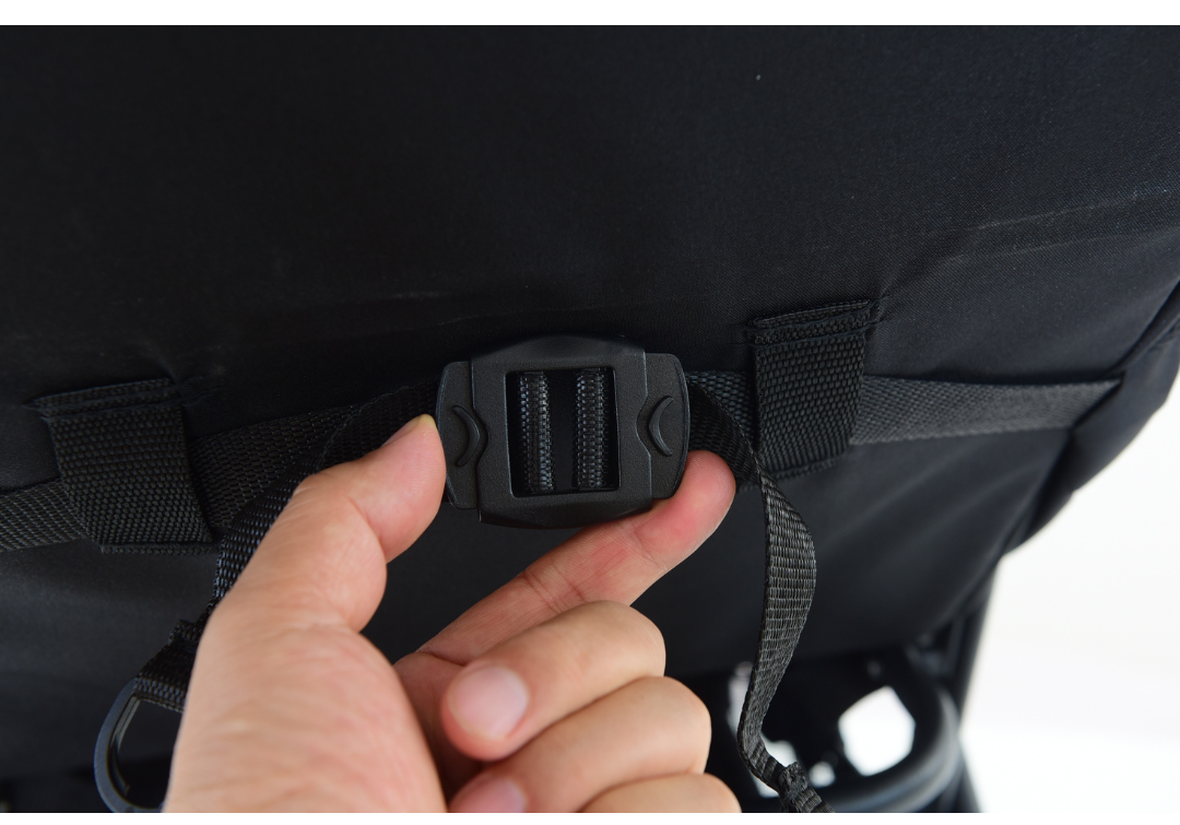 Poussette voyage Zoe Noir + OFFERT Protection pluie poussette & Moustiquaire